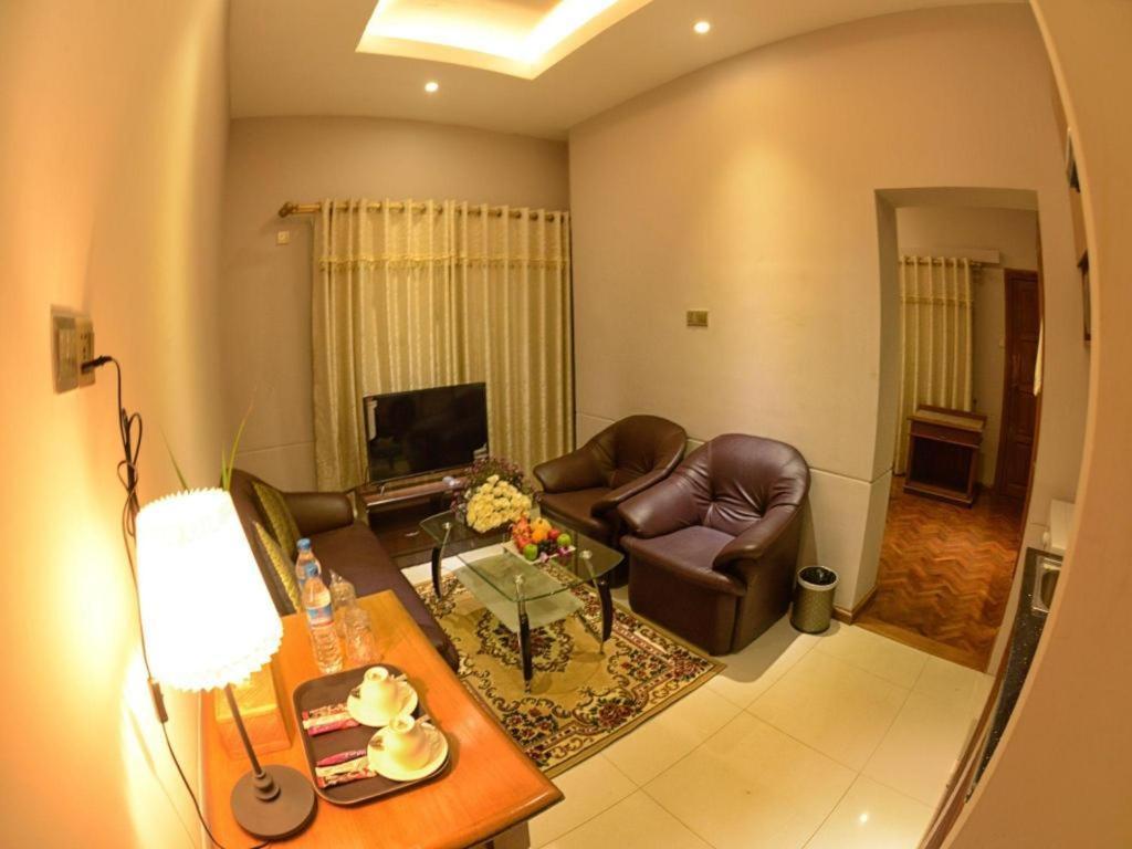 Shwe Taung Tan Hotel - Lake View Moniva Kültér fotó