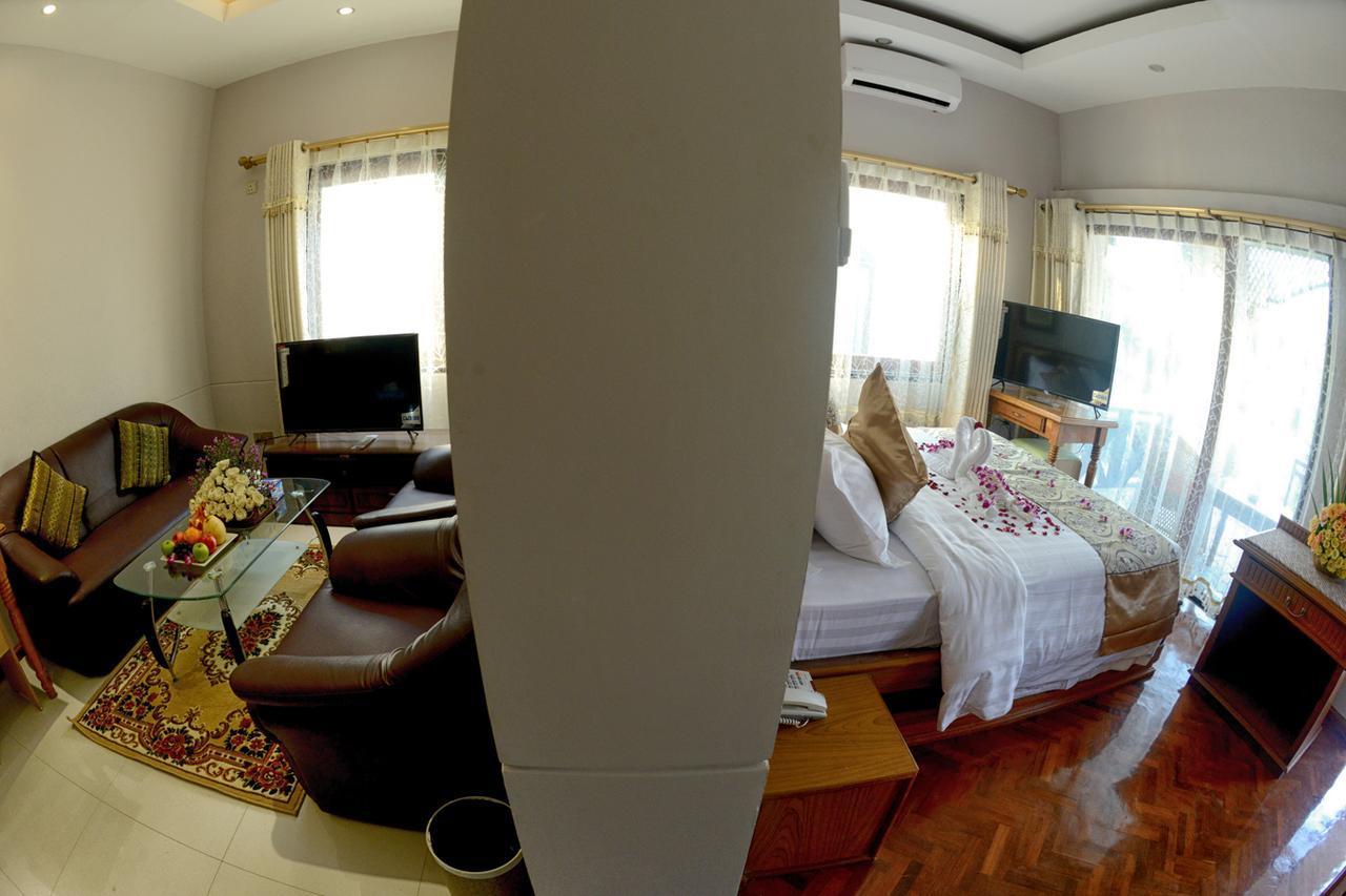 Shwe Taung Tan Hotel - Lake View Moniva Kültér fotó